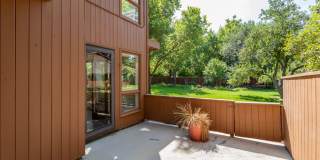 Beautiful Townhome in Central Colorado Springs! Gallery 42