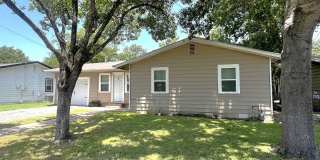 Renovated 3/1 Home Near Downtown Taylor Renovated 3/1 Home Near Downtown Taylor Gallery 16