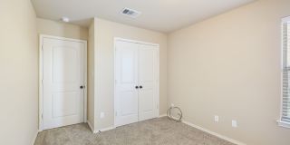 3 BEDROOM DUPLEX LOCATED IN HUTTO, TEXAS! Gallery 1
