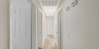 Single Story 4 bedroom home! Gallery 17