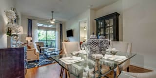 The Grove at Wilcrest Gallery 7