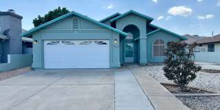 Great 3 Bedroom, 2 Bathroom Home in Quiet Neighborhood! Gallery 3