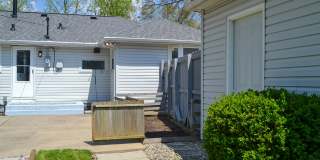 1402 Kenwood Avenue Gallery 9