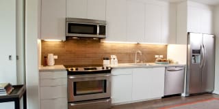 2175 Market Gallery 2