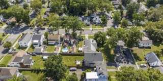 Modern Colonial Single-Family Home Gallery 47