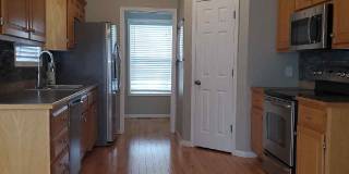449 Poplar Street Gallery 2