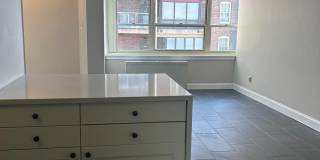 1810-18 RITTENHOUSE Square Gallery 4