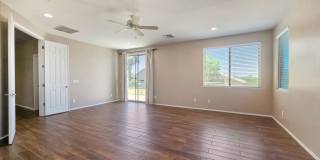 Beautifull & Spacious home with a pool in Rio Paseo Neighborhood of Goodyear! Beautifull & Spacious home with a pool in Rio Paseo Neighborhood of Goodyear! Gallery 24