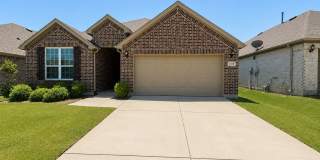 Beautiful Melissa Home with Flexible Office/4th Bedroom and Open Floor Plan Gallery 1
