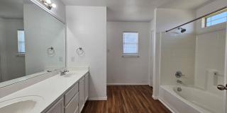 SECTION 8 ACCEPTED - BRAND NEW FLOORING - AVAILABLE & MOVE-IN READY! Gallery 18