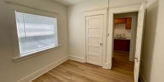 Adams Apartments Gallery 10