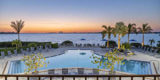 View Carlton Arms Gallery 1