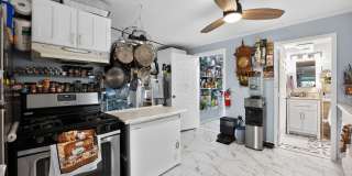 Charming 2-bedroom 2nd Fl apartment with Ocean views in Hu MA Gallery 7