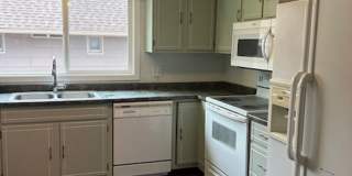 934 Custer Ave. (4b2ba) Available Soon 934 Custer Ave. (4b2ba) Available Soon Gallery 11