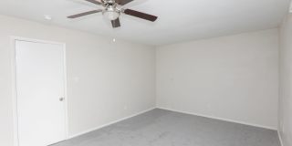 Bright, Updated & Prime Location! Gallery 20