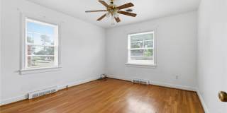 525 James Avenue Gallery 19