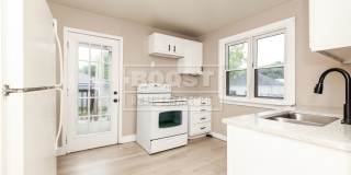 3 Bedroom 1 Bathroom Single Family Home Available in Springfield! Gallery 6