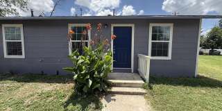 707 CROCKETT DR Gallery 1