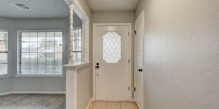For Lease: Large updated home in Moore! Storm Shelter included! Gallery 4