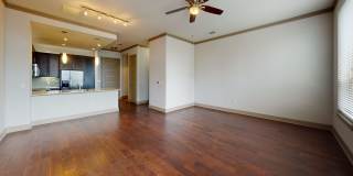 L2 Uptown Gallery 21