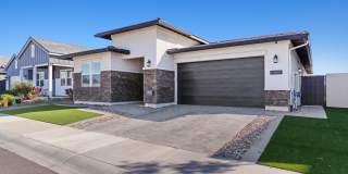 4 Bedroom Single Family Home in Surprise Gallery 32