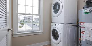 912 Ocean Avenue Gallery 21