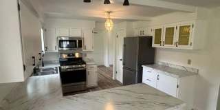 Four Bedroom Available for Immediate Move in!! Gallery 1
