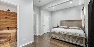 352 N Avers Avenue Gallery 10