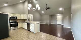 1923 Price Ave Gallery 6