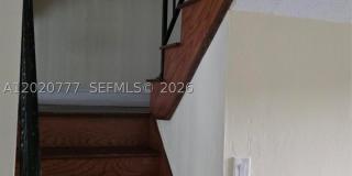 3912 SW 67th Ter Gallery 7