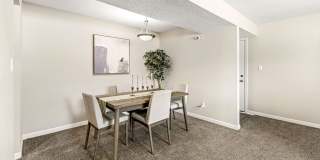 10 West Gallery 27