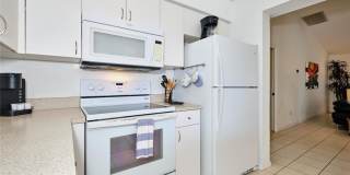 2201 SE 5th Avenue Gallery 3