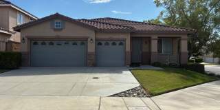 Beautiful 4-Bedroom Home for Rent in Fontana! Gallery 1