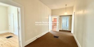 84 Walker St Gallery 4