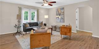 109 Moss Road Gallery 1