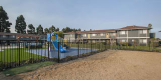 Woodside Park Gallery 10