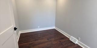 Charming 2-Bedroom Home in Port Richmond Available For Rent! Gallery 15