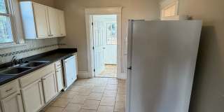 Charming 4bdrm/1.5bth Home Located in Richmond's North Highland Park w/Balcony!! Gallery 23