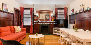 Amazing Coolidge Corner Apt right by T, Shopping, Nightlife and Restaurants.  Quick commute to BU! Gallery 7