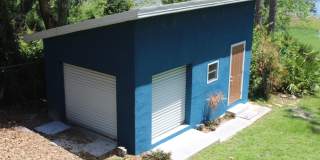 Beautiful 2 bedroom Lakefront Home Gallery 39
