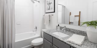 The Heron Downtown Gallery 4