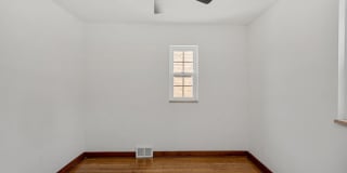 AVAILABLE JUNE 1ST!! 3 BEDROOM IN CARRICK! AVAILABLE JUNE 1ST!! 3 BEDROOM IN CARRICK! Gallery 13