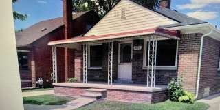 1038 Detroit Avenue Gallery 3
