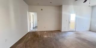 MOVE IN TODAY! 2 bed 2 bath condo close to Aliante Casino Gallery 5