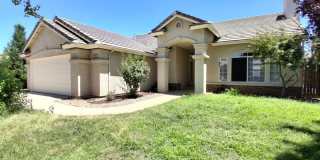 Charming 4-Bedroom Home with Solar & Spacious Yard Gallery 1