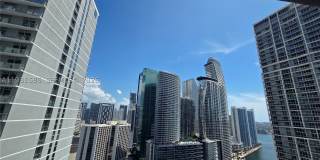 500 Brickell Ave Gallery 27