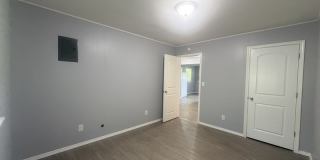 906 East Frederick Street Gallery 17