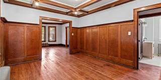 4571 Vancouver Street Gallery 4