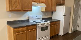 **LESS than 10 minute Drive from Fort Knox** Gallery 33