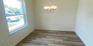 483 Southeast Sunnydale Lane Gallery 5